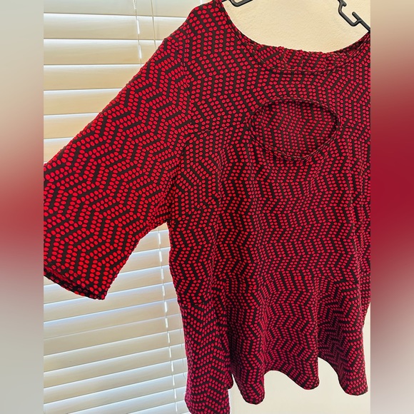 NeverWorn 26/28 & 22/24 Red/Blk Peplum Knit Top & Matching High Waisted Leggings - Picture 6 of 9